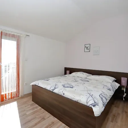 Bane Dvori Apartman