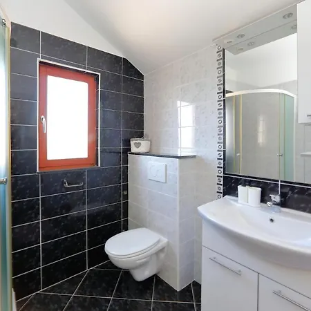 Bane Dvori Apartman