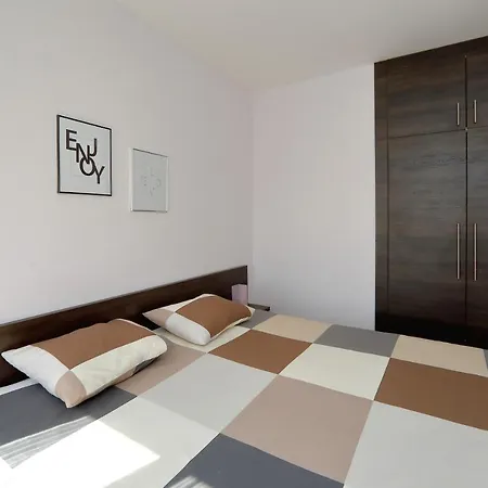 Bane Dvori * Bibinje