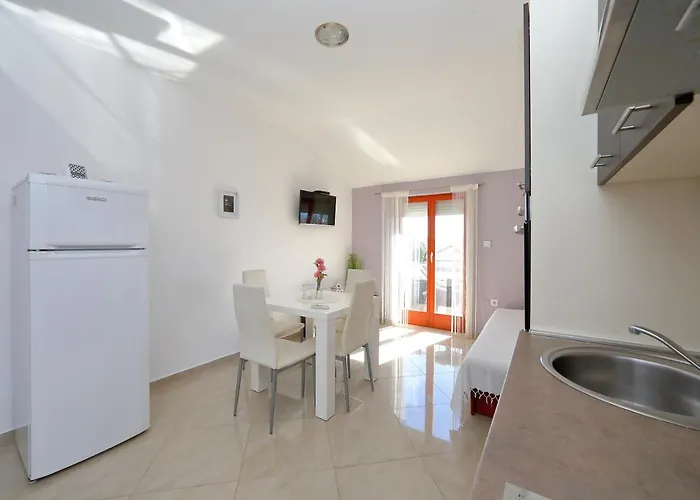 アパート Bane Dvori *