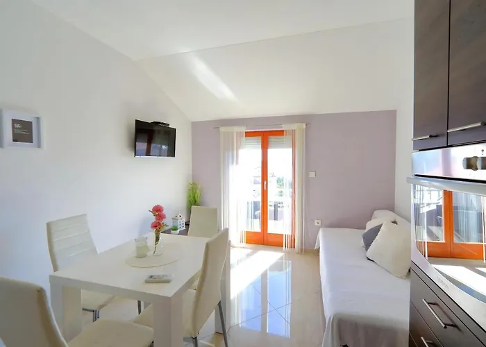 Bane Dvori アパート