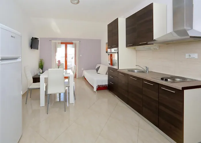 Bane Dvori アパート *