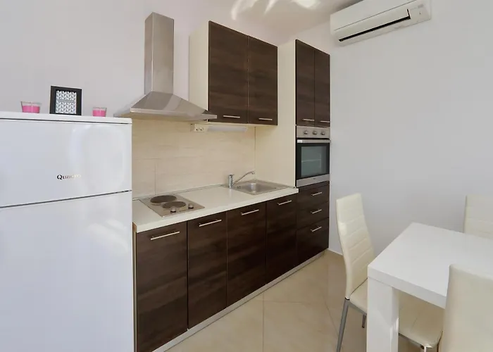 Bane Dvori アパート